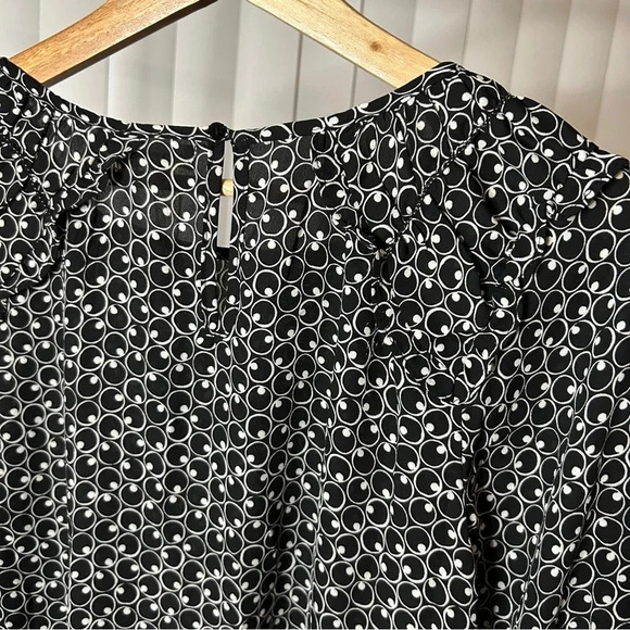 NWT - Max Studio Geometric Print Blouse - Size S - Picture 3 of 4